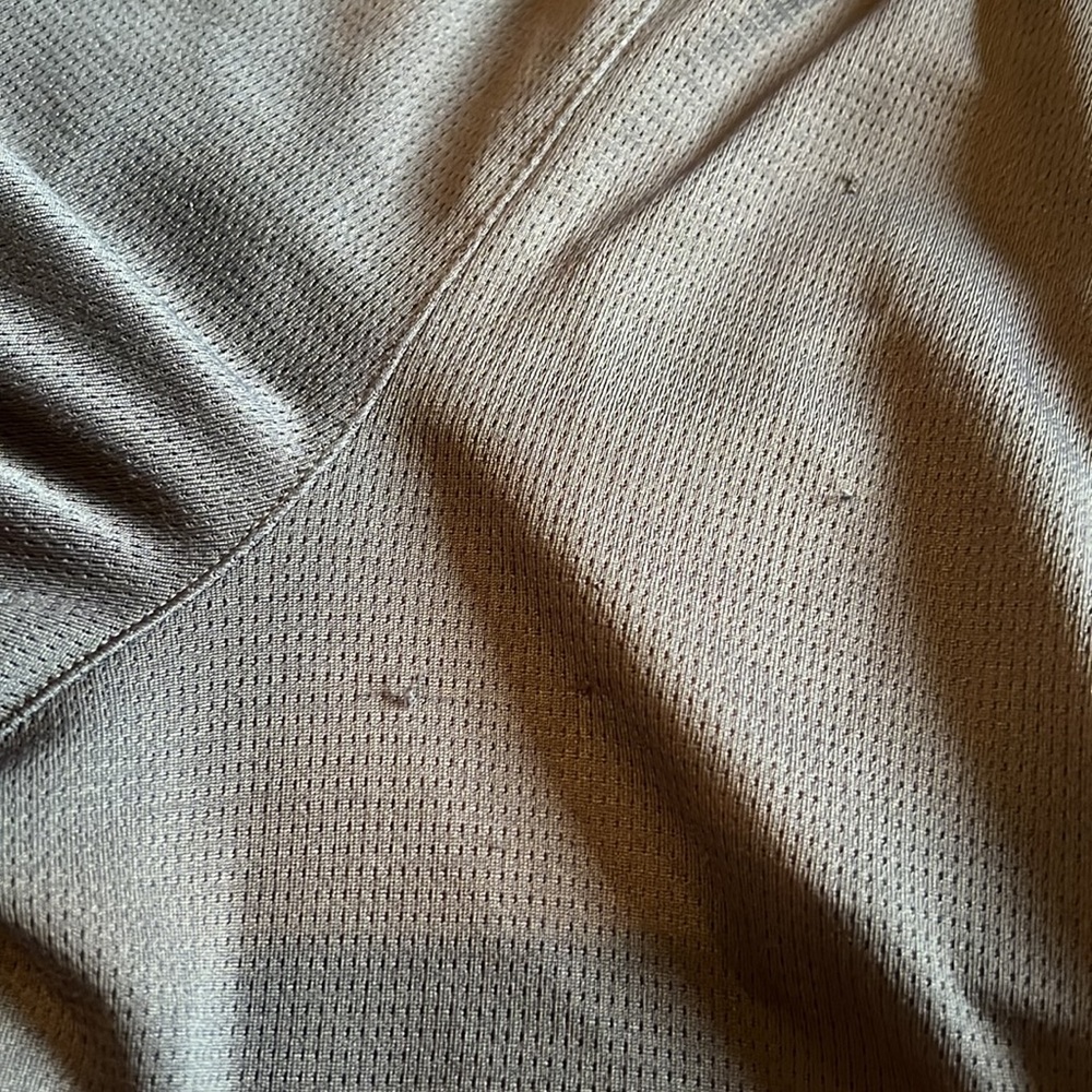 Adidas grey boys shorts. Small. - Picture 3 of 4